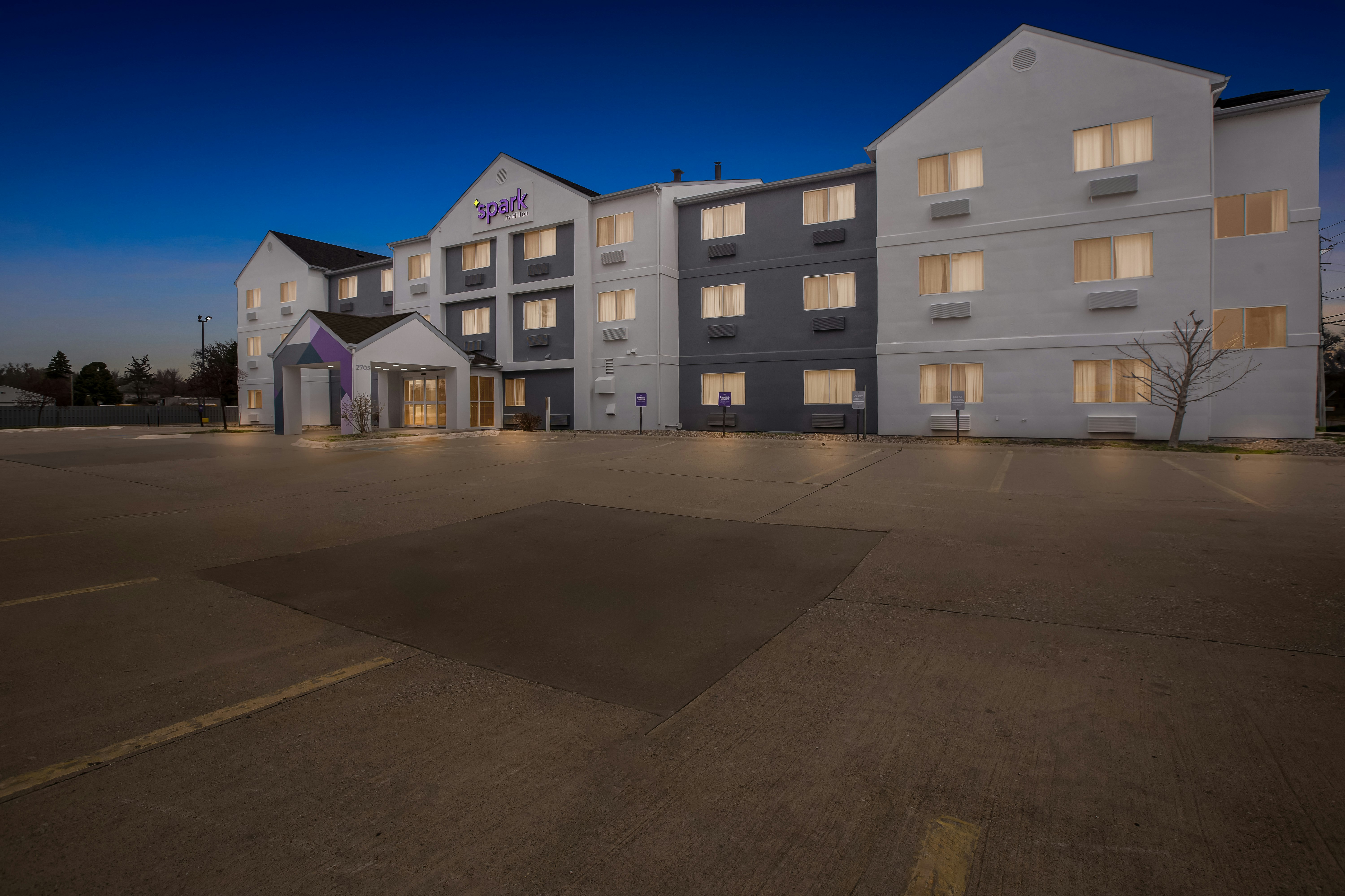 Spark by Hilton Moline Quad Cities 22/23