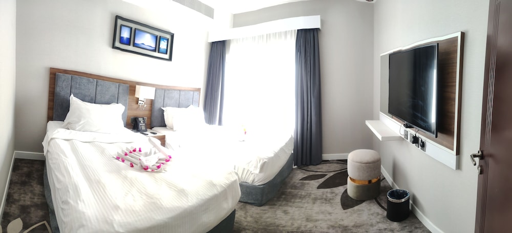 فندق ورويك الجبيل(Warwick Al Jubail Hotel) 15/70