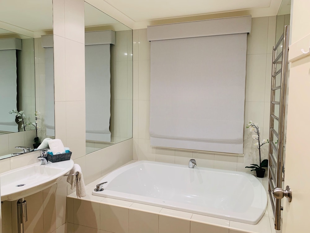 The Bluff Resort Apartments، Mount Barker 53/55