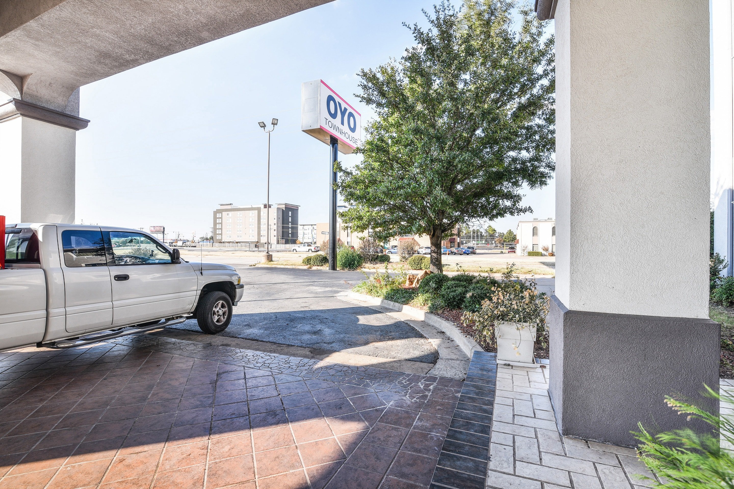 Oyo Townhouse Oklahoma City Airport 65/77