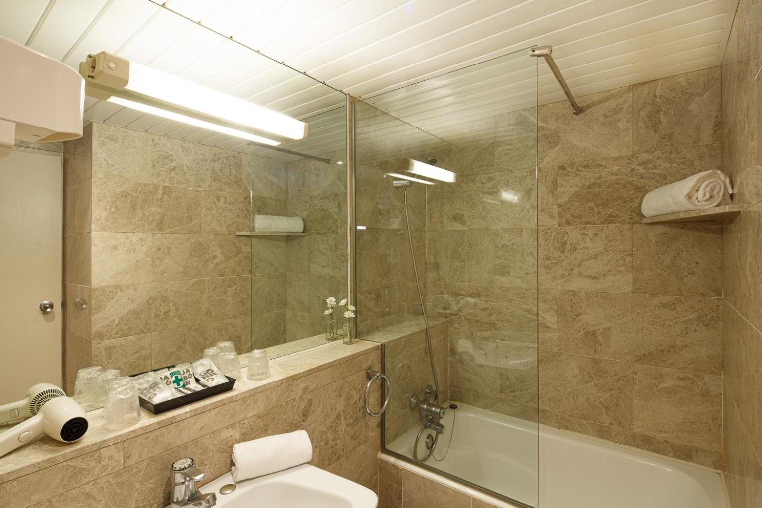 غرفة رباعية، Sercotel Alp Hotel Masella 4/4