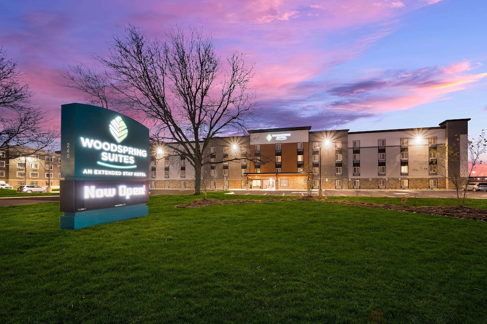 WoodSpring Suites Dearborn - Detroit 25/34