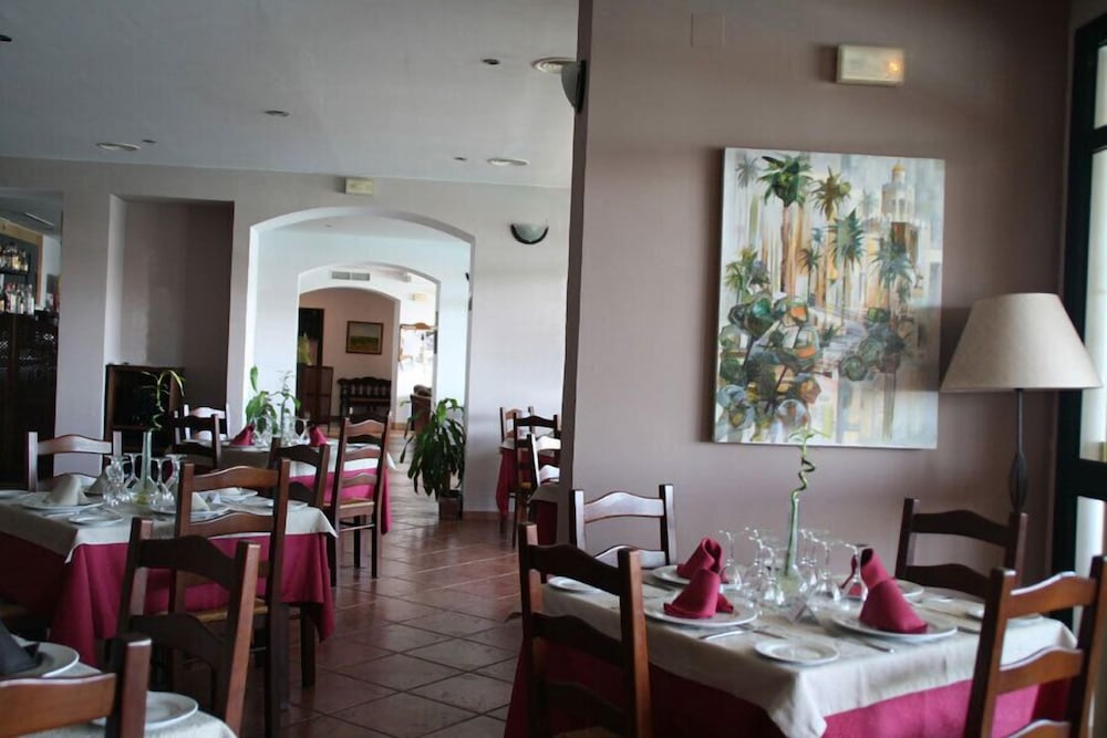 TUGASA Hotel Arco de la Villa 27/47