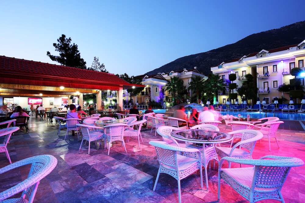 Yel Holiday Resort 17/50