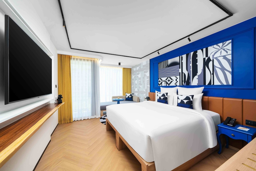 Tribe Phuket Patong 24/69