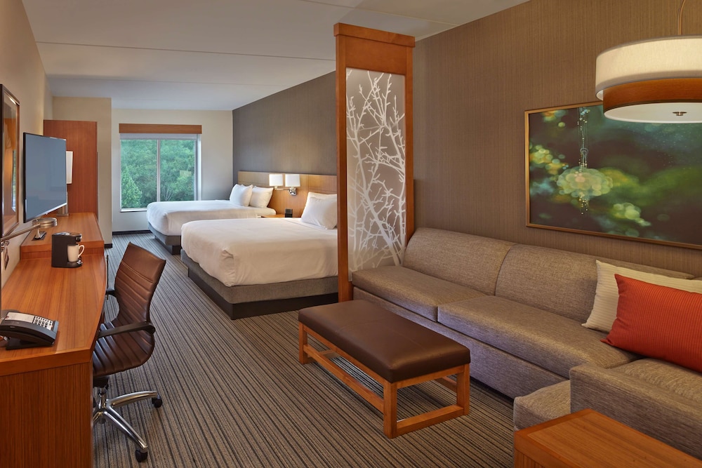 Hyatt Place Chapel Hill / Southern Village 5/36