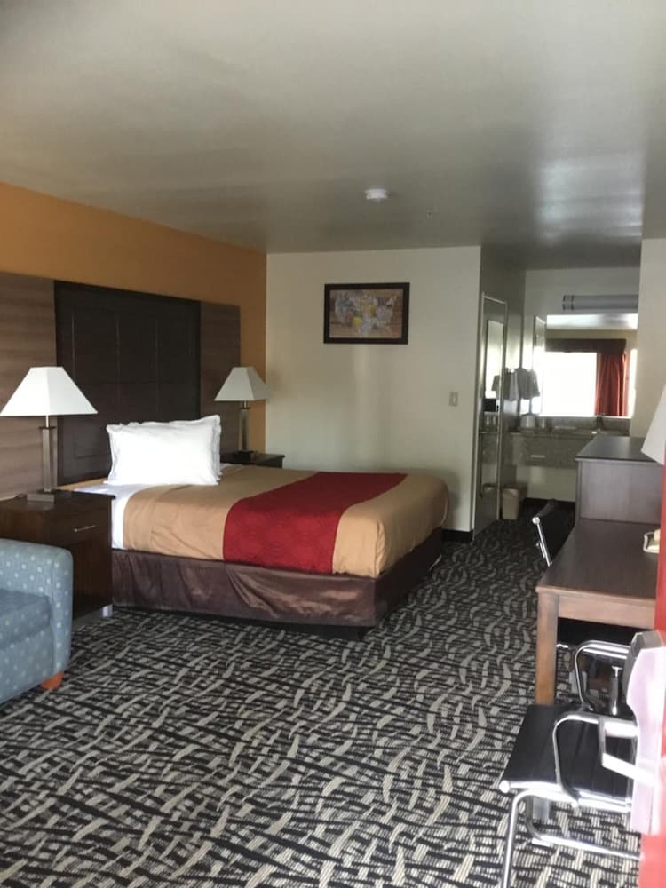 Executive Inn Westley Ca 19/37