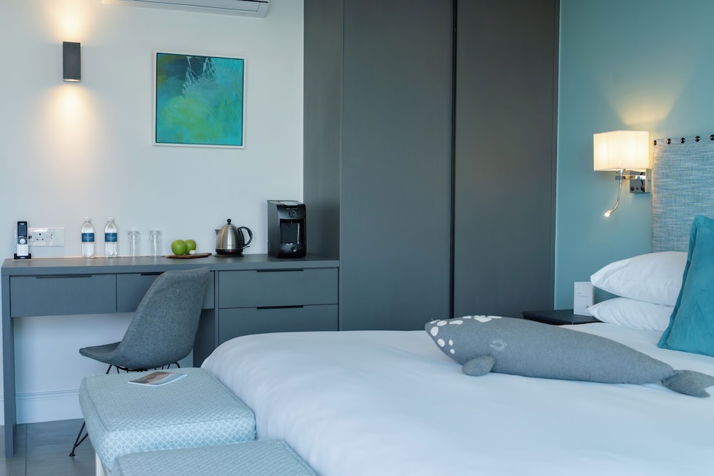 One Marine Drive Boutique Hotel 34/73