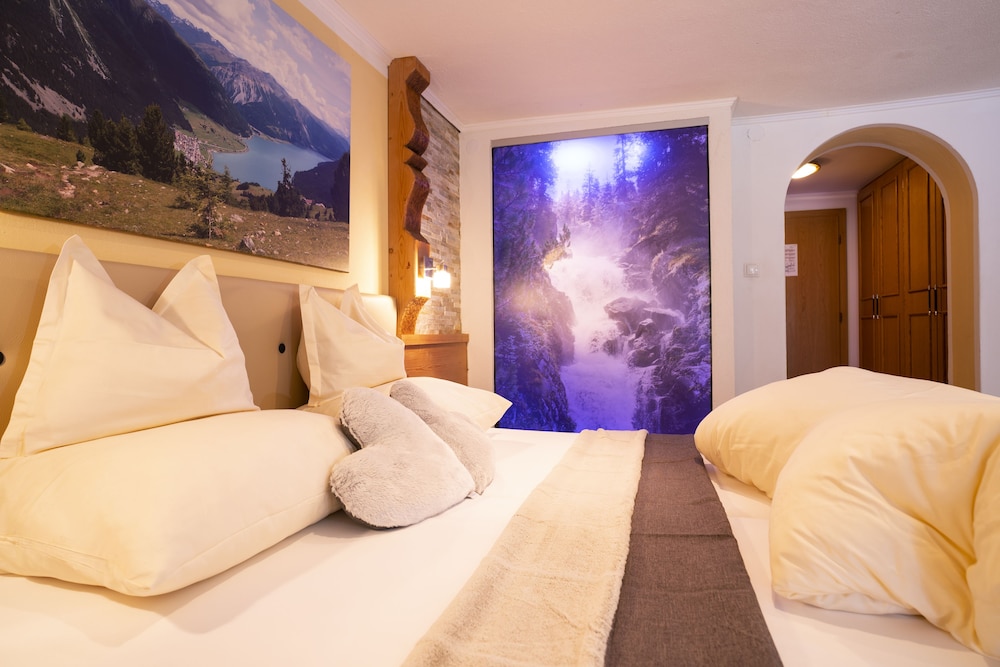 BEAUTY & SPORTHOTEL TIROLERHOF 18/50
