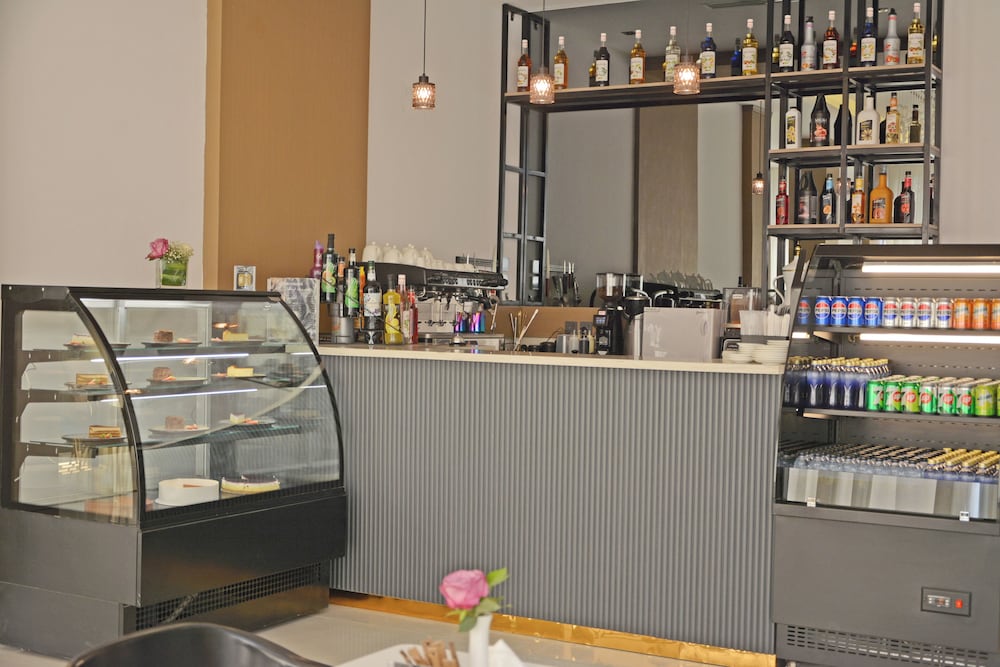 فندق ايه دبليو الرياض(AW Hotel Riyadh) 37/42
