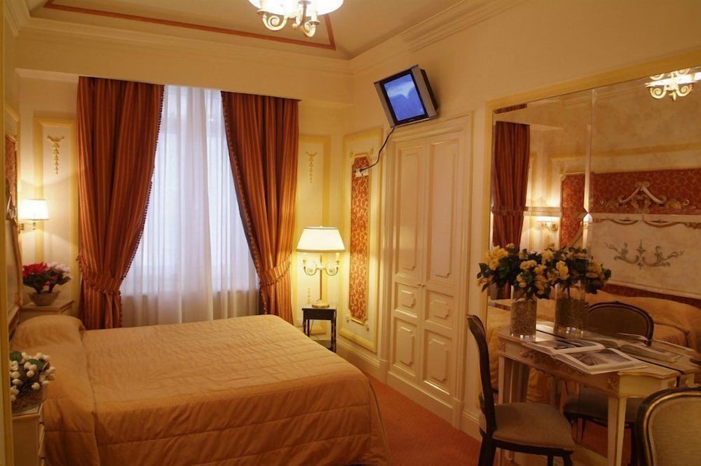 Hotel Champagne Palace 35/67