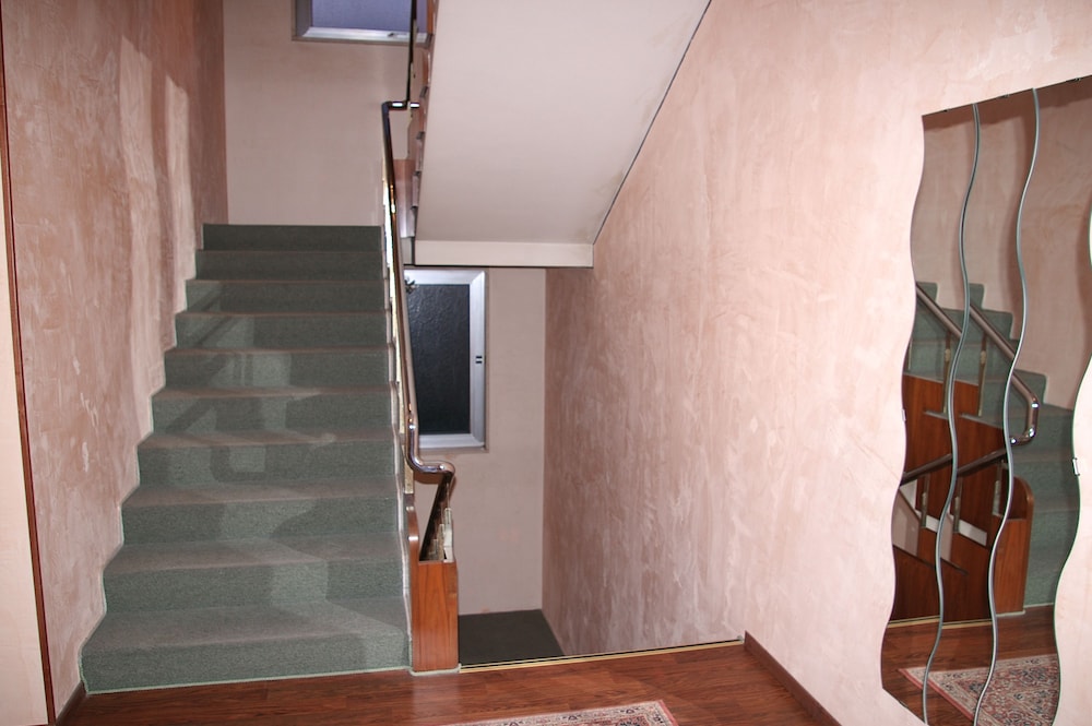 HOTEL SALIERI 36/70