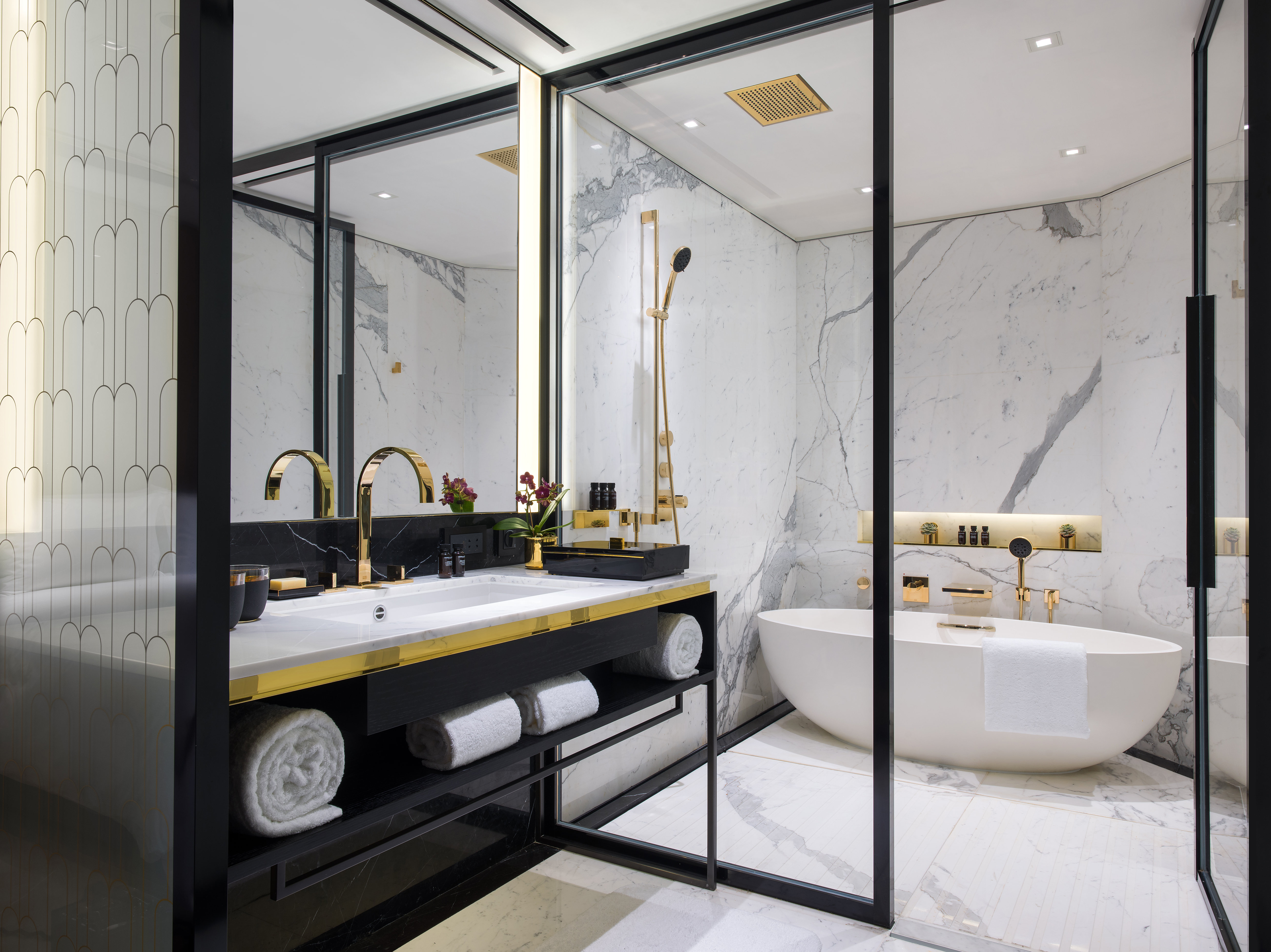 Grand, N2, King Bed