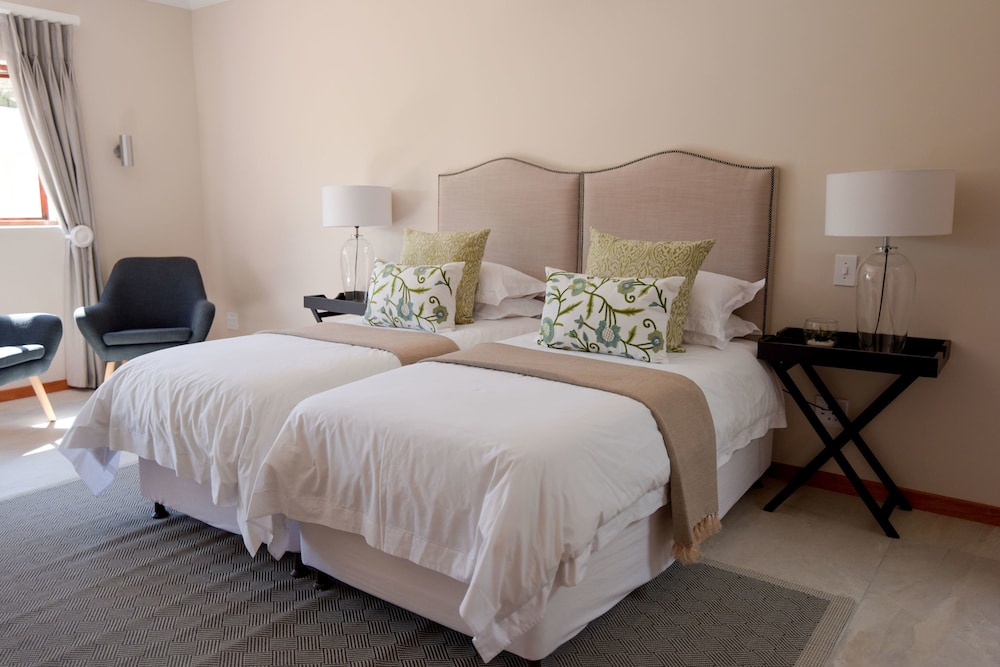 Cultivar Guest Lodge 24/75