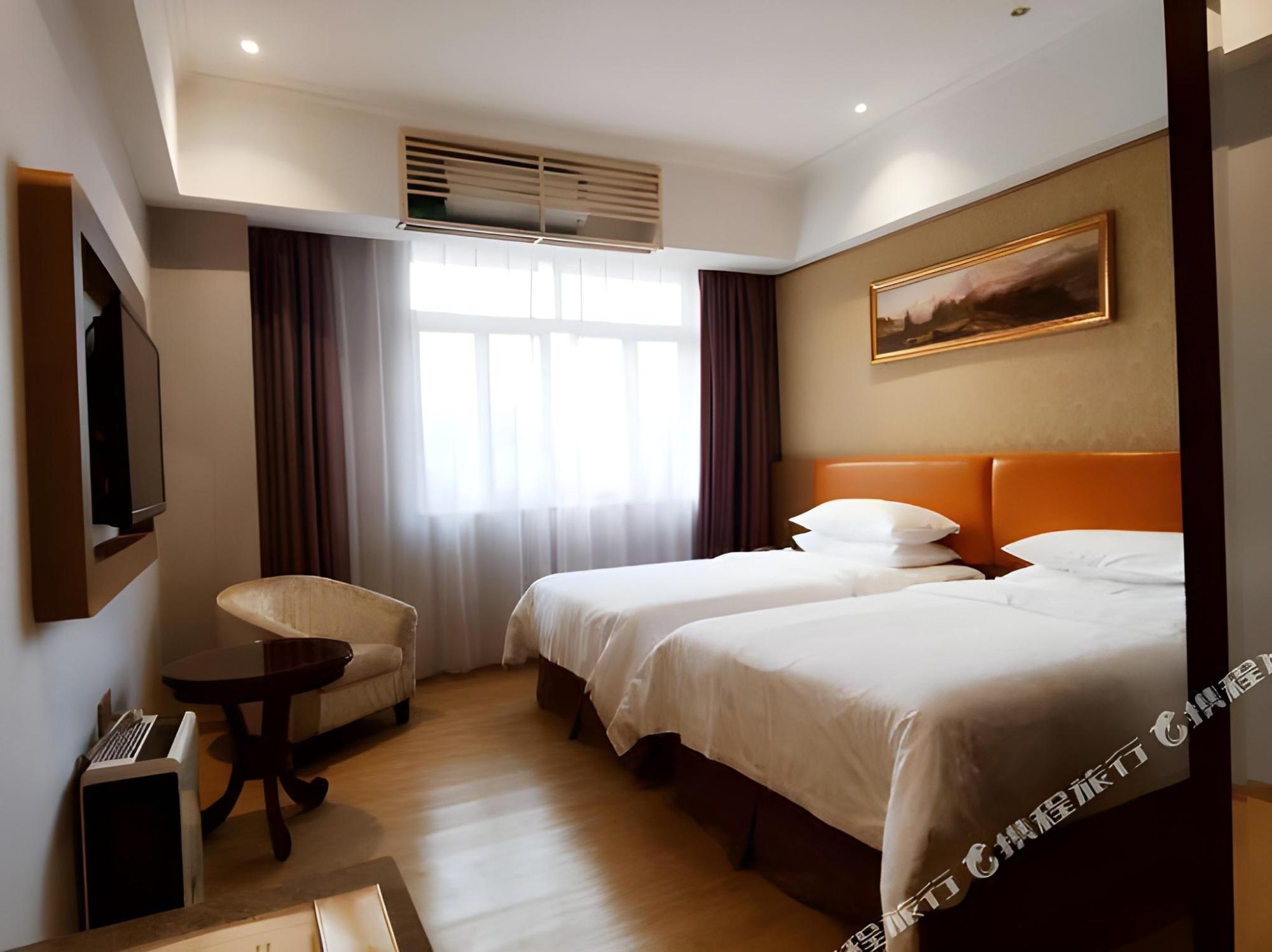 Vienna Hotel Guangzhou Panyu Changlong Shiqiao Metro Station 21/50