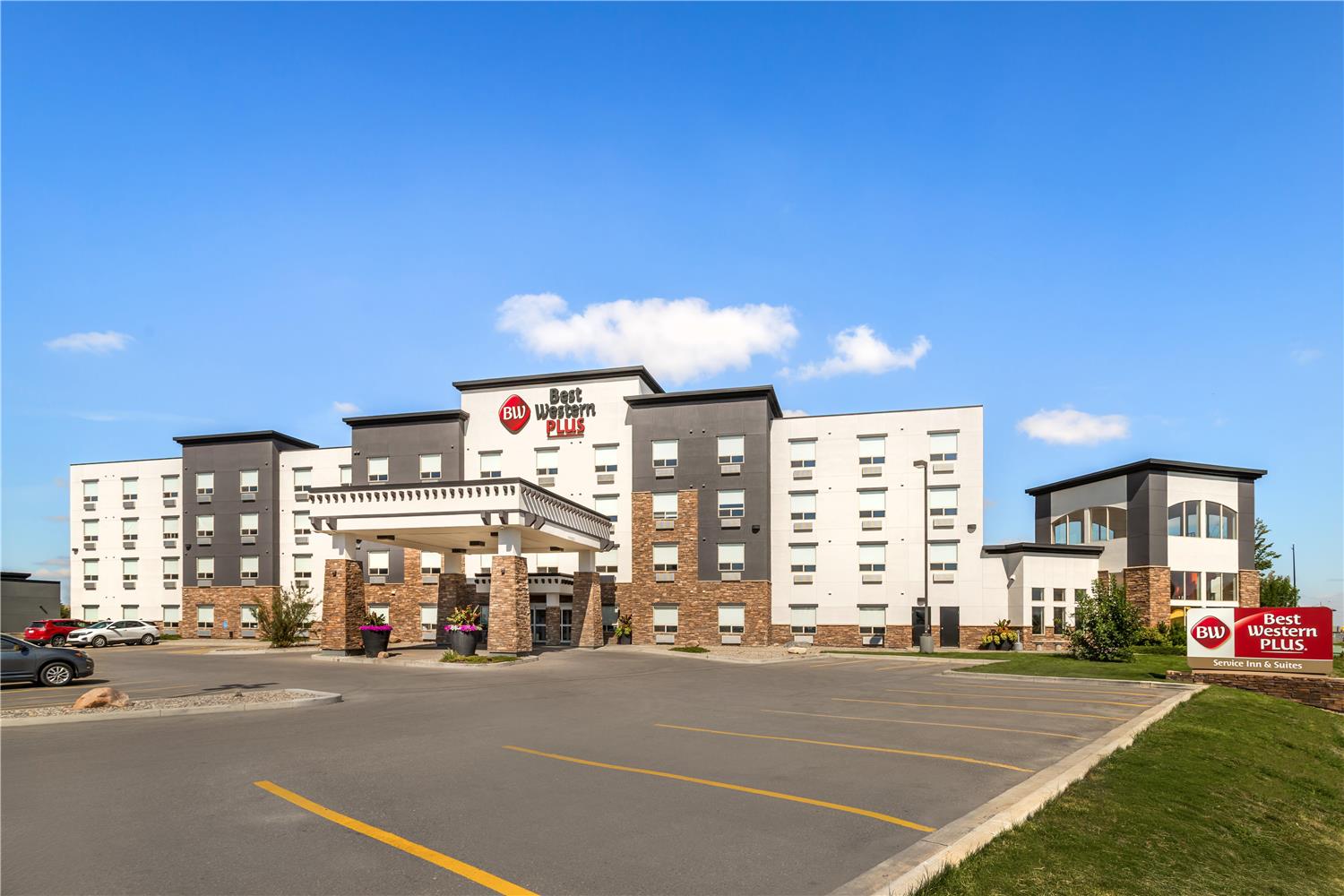 Best Western Plus Service Inn and Suites 54/56