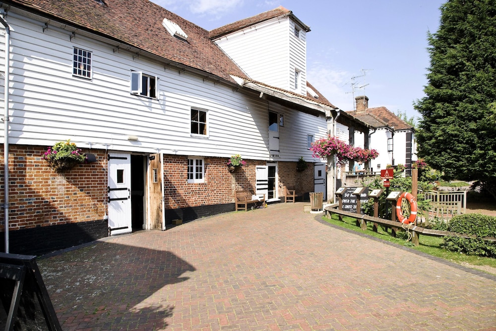 Premier Inn St. Albans/Bricket Wood 28/33