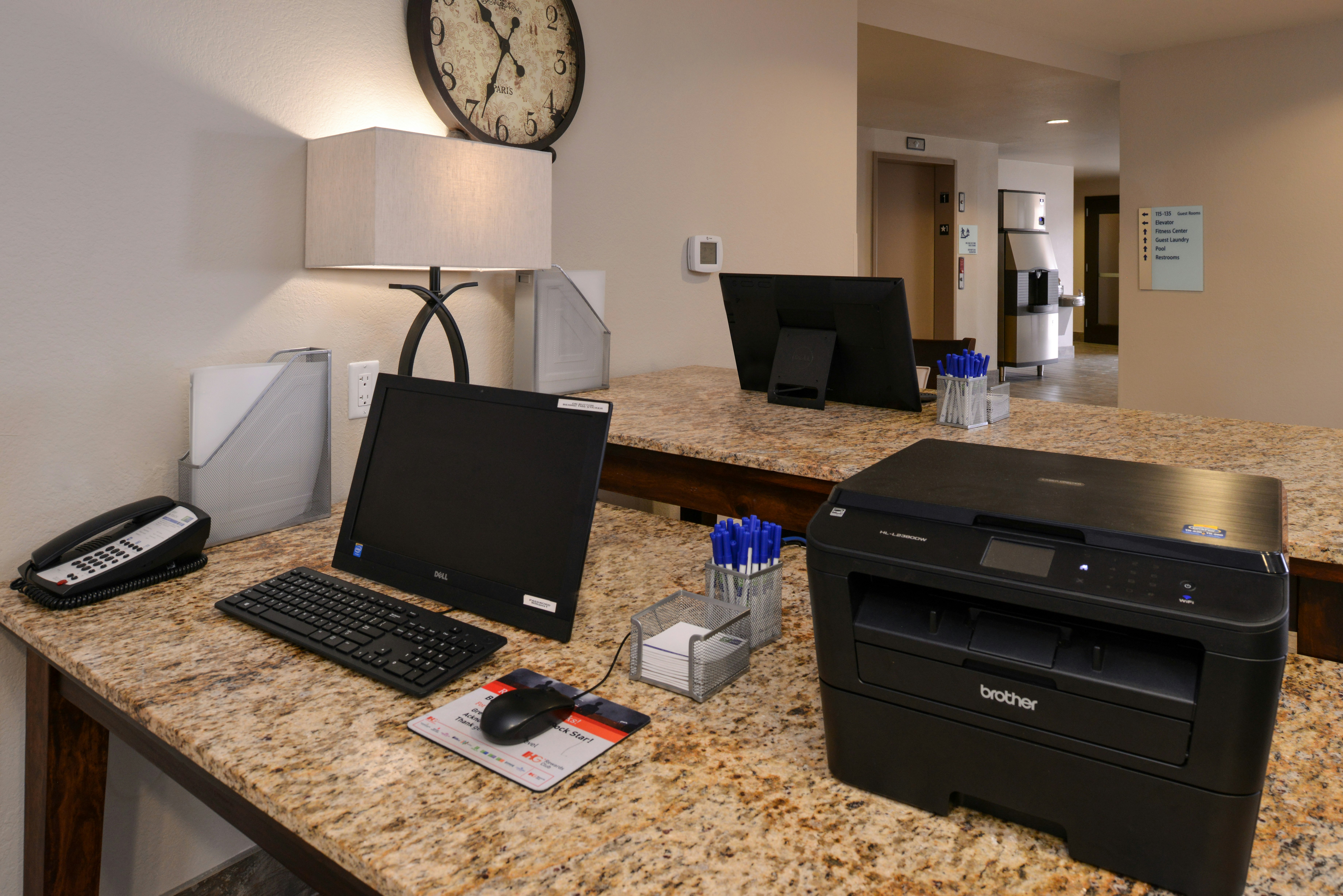 Holiday Inn Express And Suites Williams 40/44