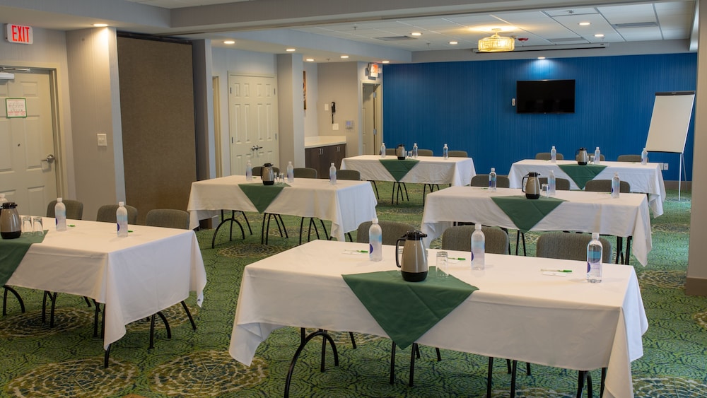 Holiday Inn Knoxville N - Merchant Drive 65/77