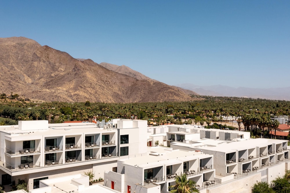 Thompson Palm Springs By Hyatt 5/48