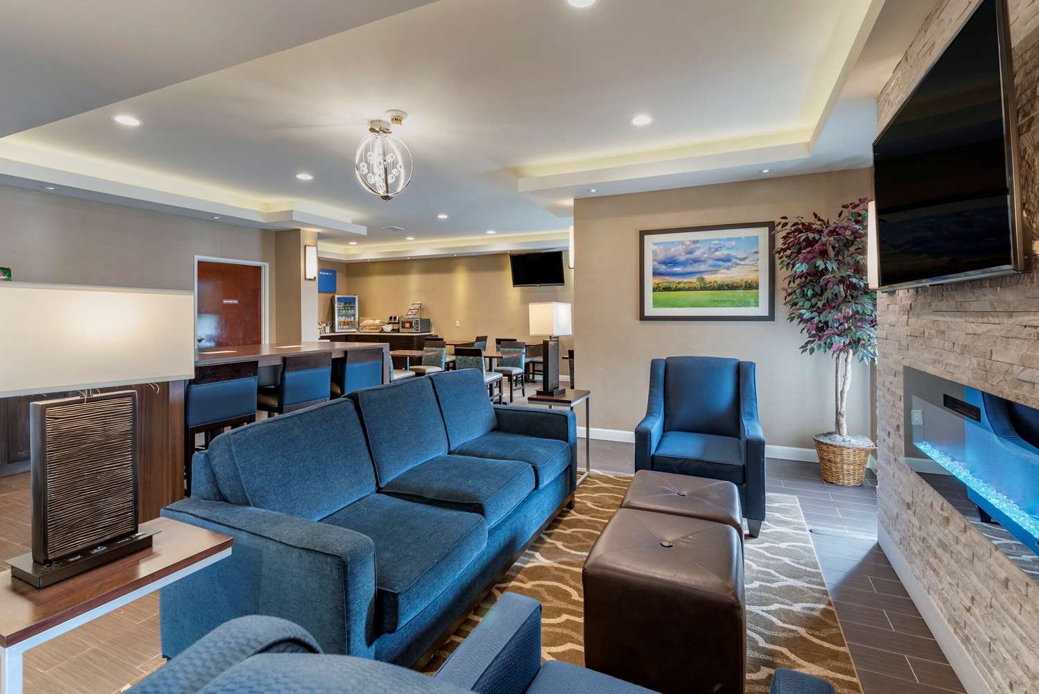 Comfort Inn Madison, IN 22/43