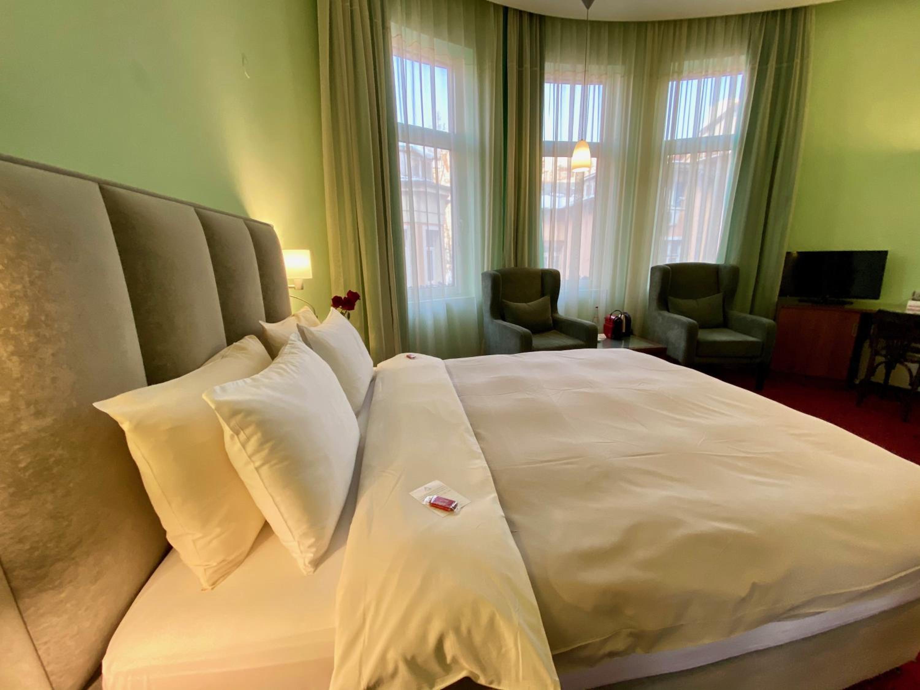 ART'OTEL 17/55