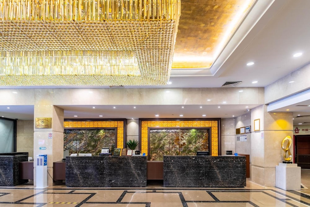 Fortune Hotel 2/27