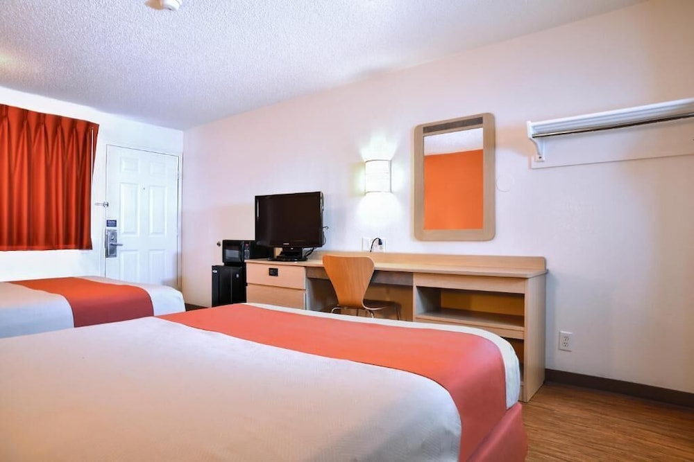 Motel6 Saint Joseph, MO 31/57