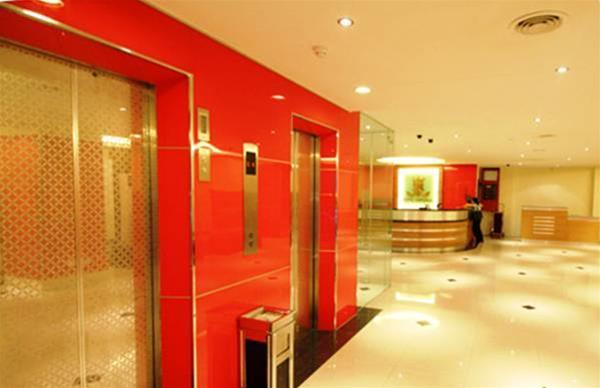 HOTEL IMPERIAL 8/18