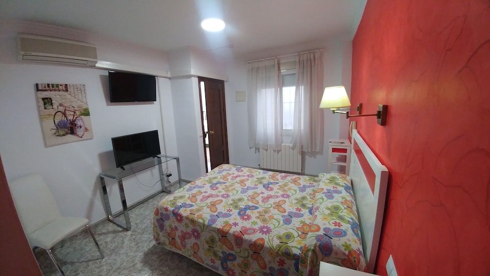 Hotel Dona Carmen 22/33