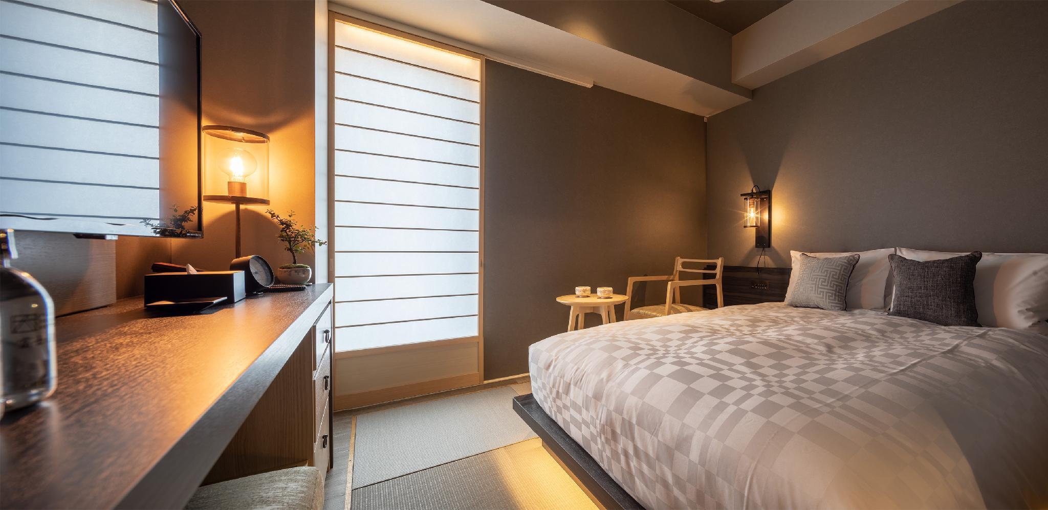 Semi Room, Semi Double Bed
