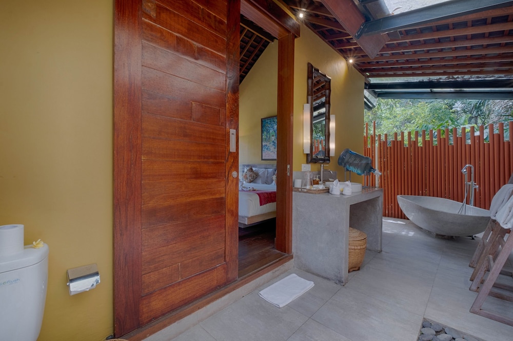 Samkhya Villas 50/71