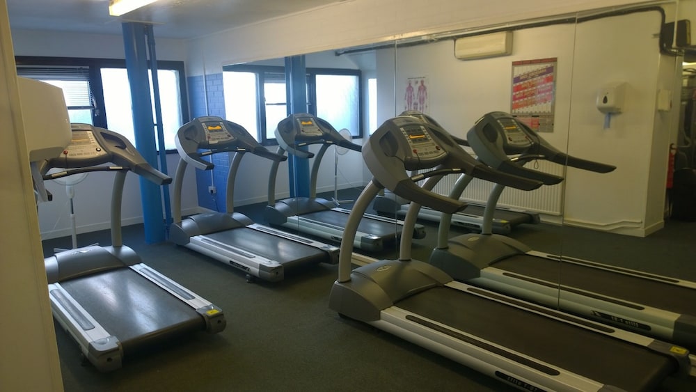 Waterside Hotel Peterhead 36/60