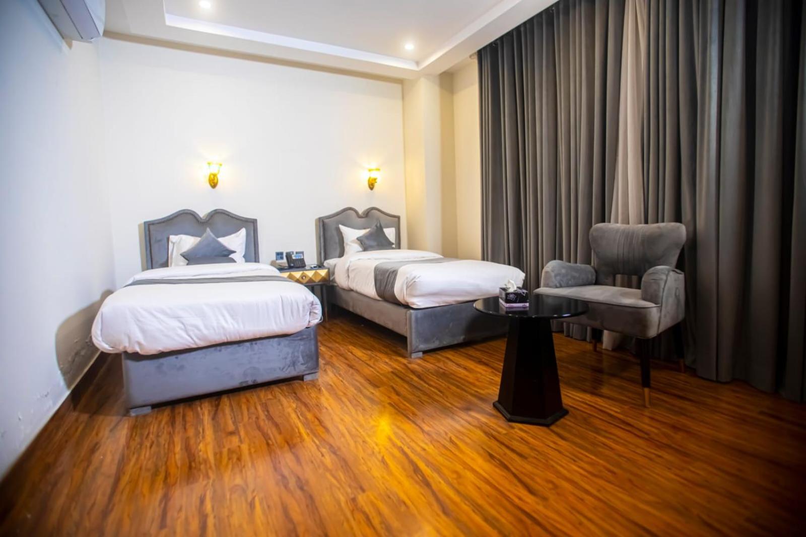 The Rich Hotel & Apartments 30/72