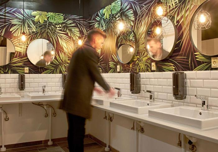 Urban Camper Hostel & Bar 26/28