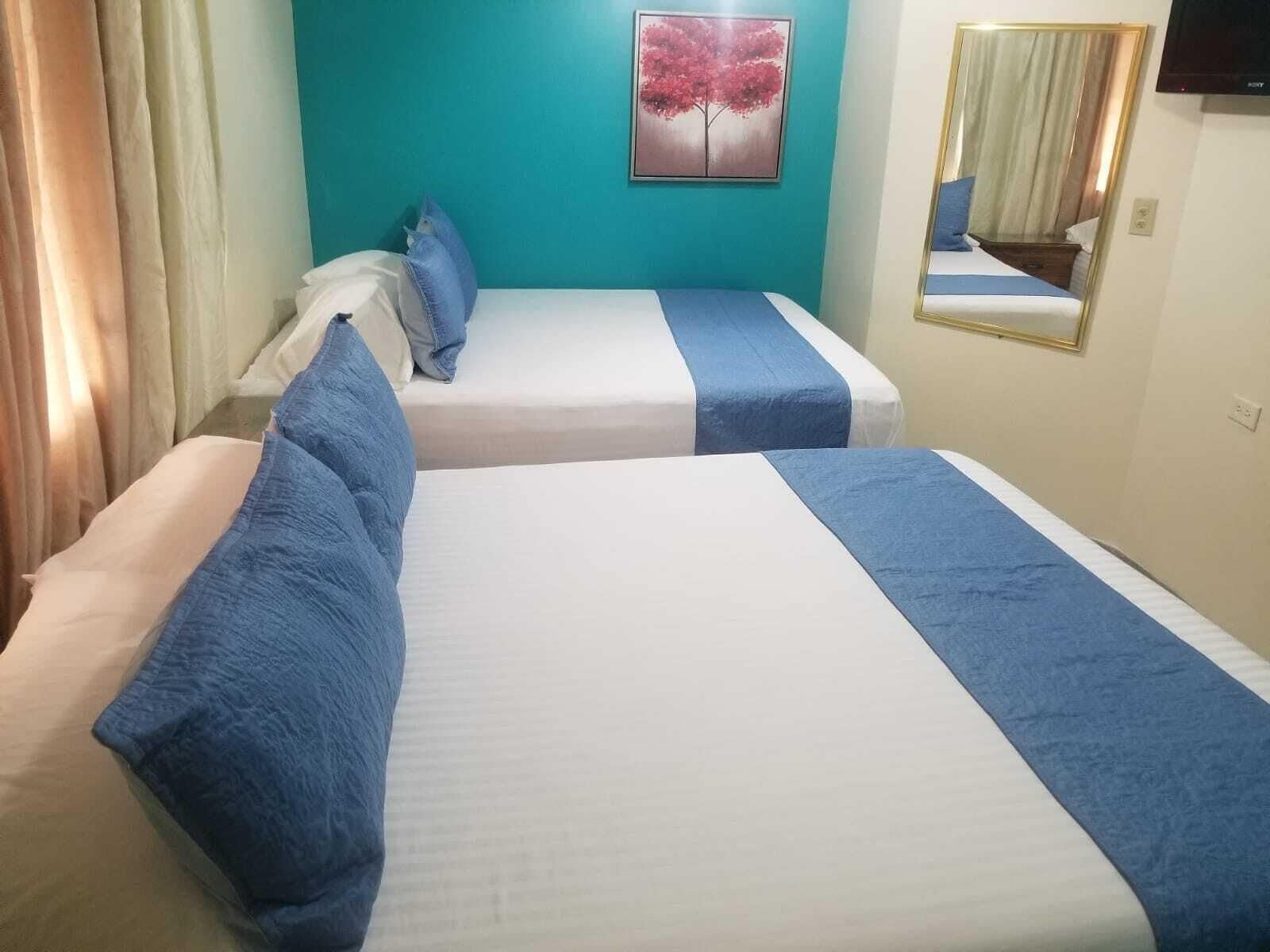 LA PLATA HOTEL 20/28