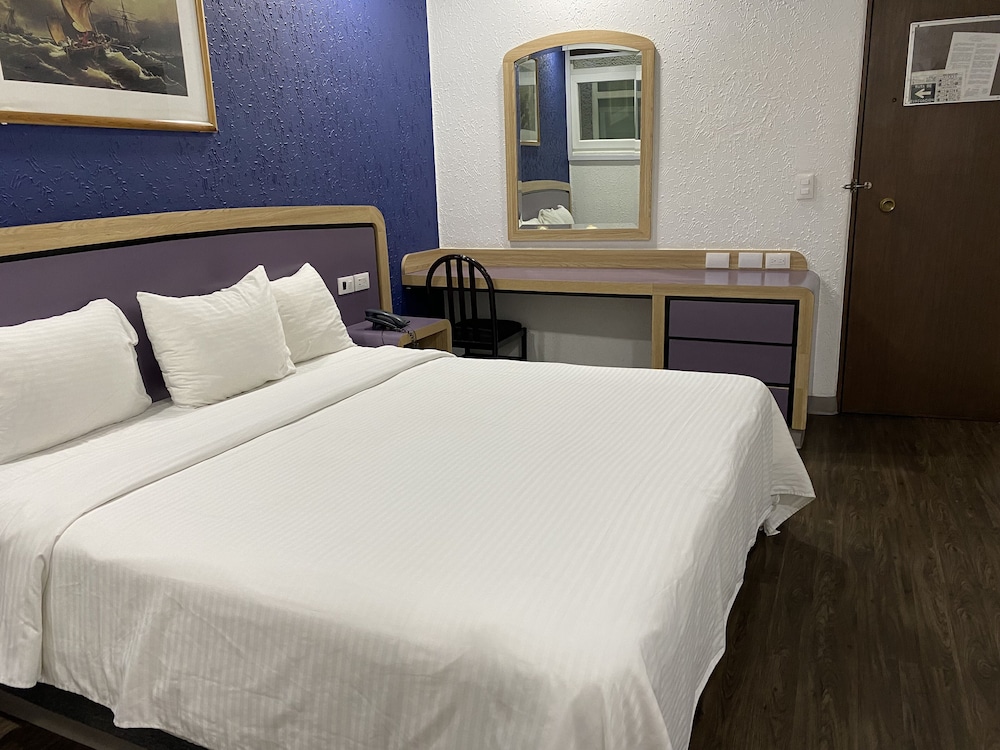 Hotel Menara 25/53