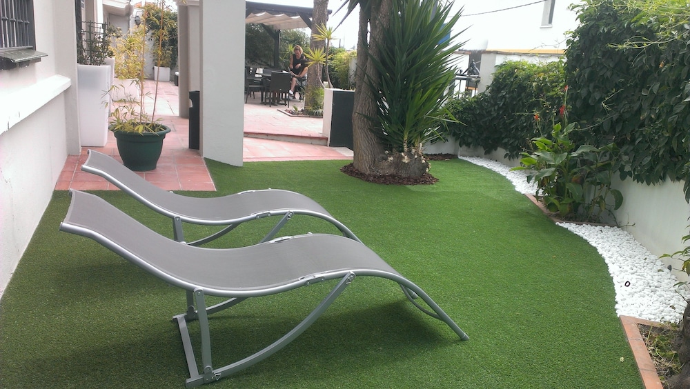 Hostal Domus 34/36