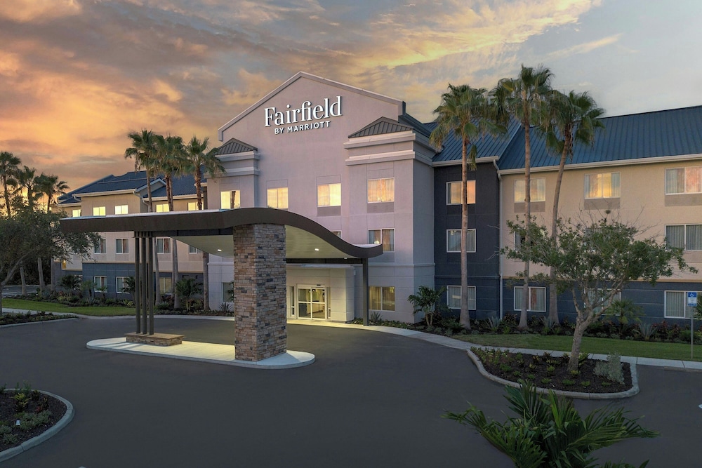 Fairfield Inn & Suites by Marriott Sarasota Lakewood Ranch 56/60