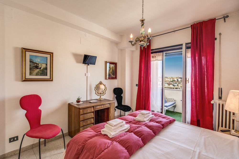 B B Piramide Terrace 43/54