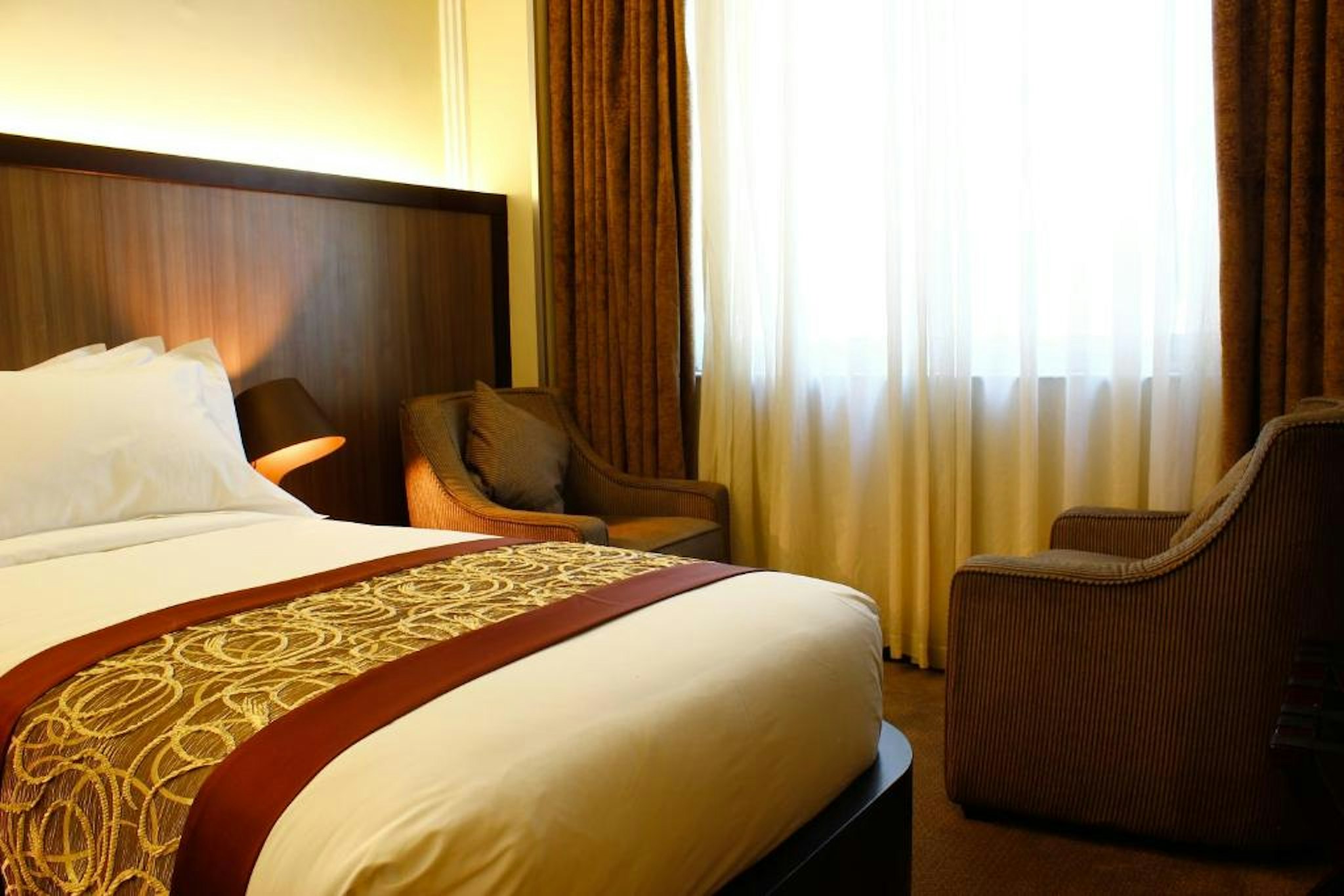 Elilly International Hotel 42/69