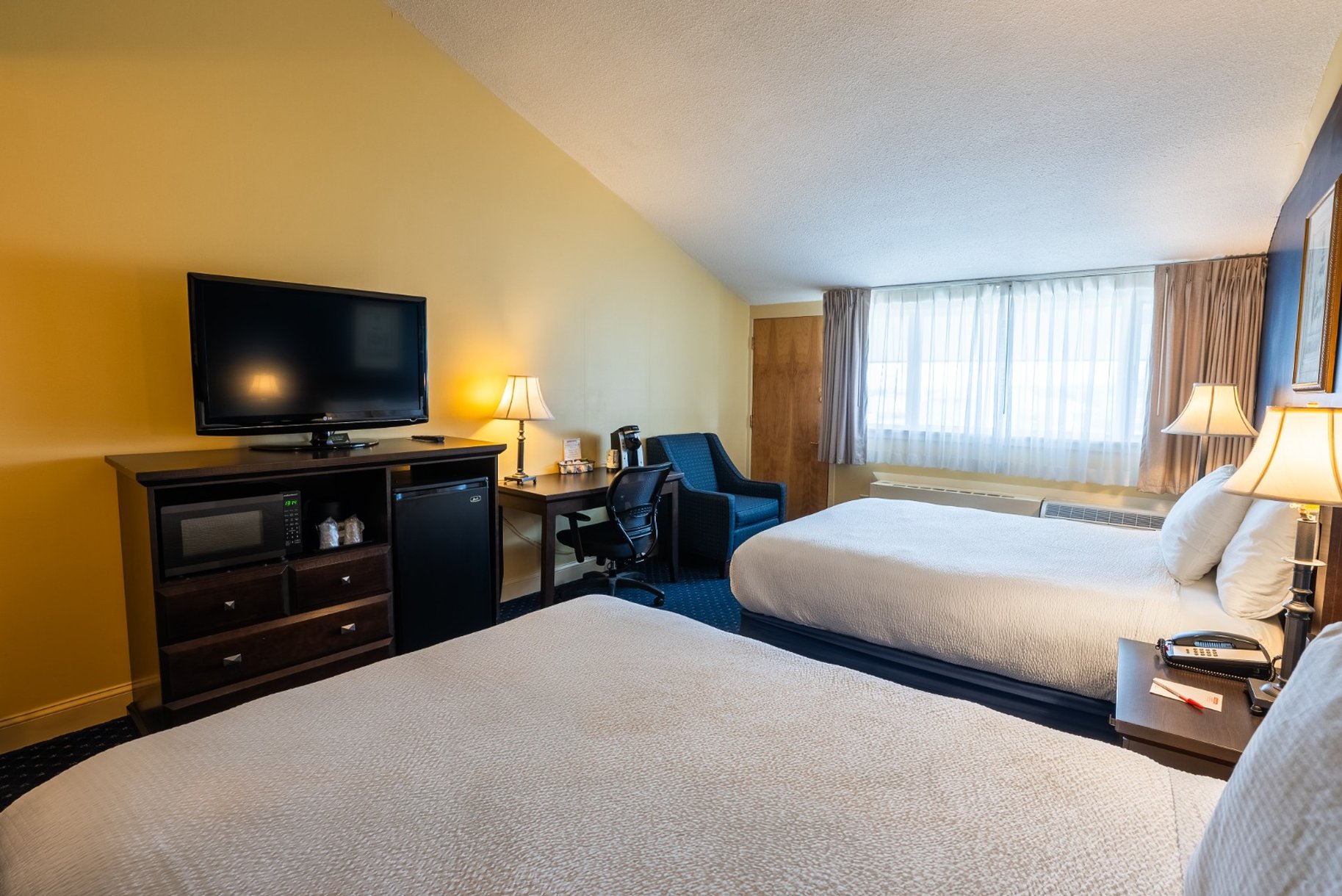 Fireside Inn And Suites Waterville 26/68