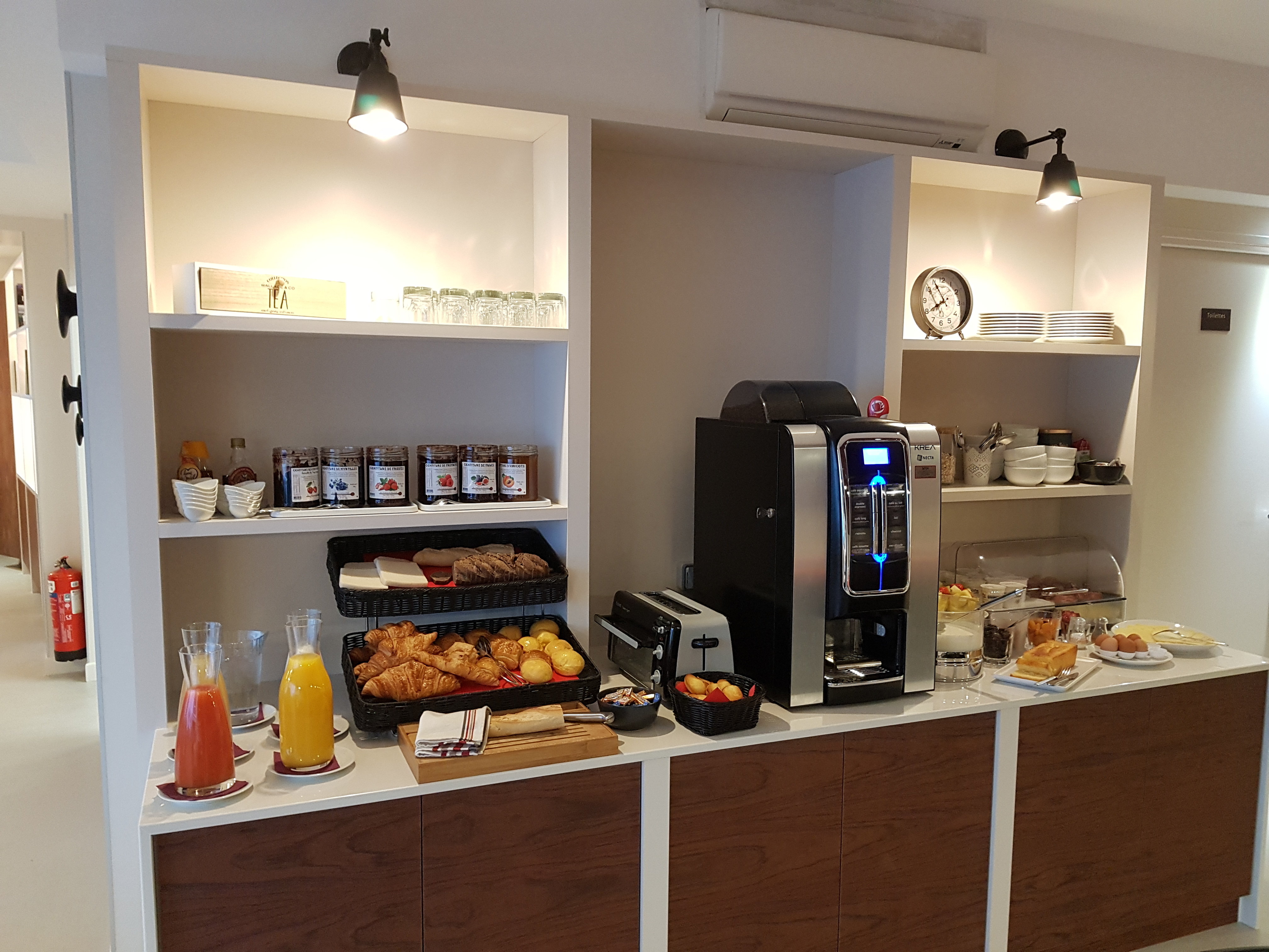 Hotel Au Bon Coin 8/16