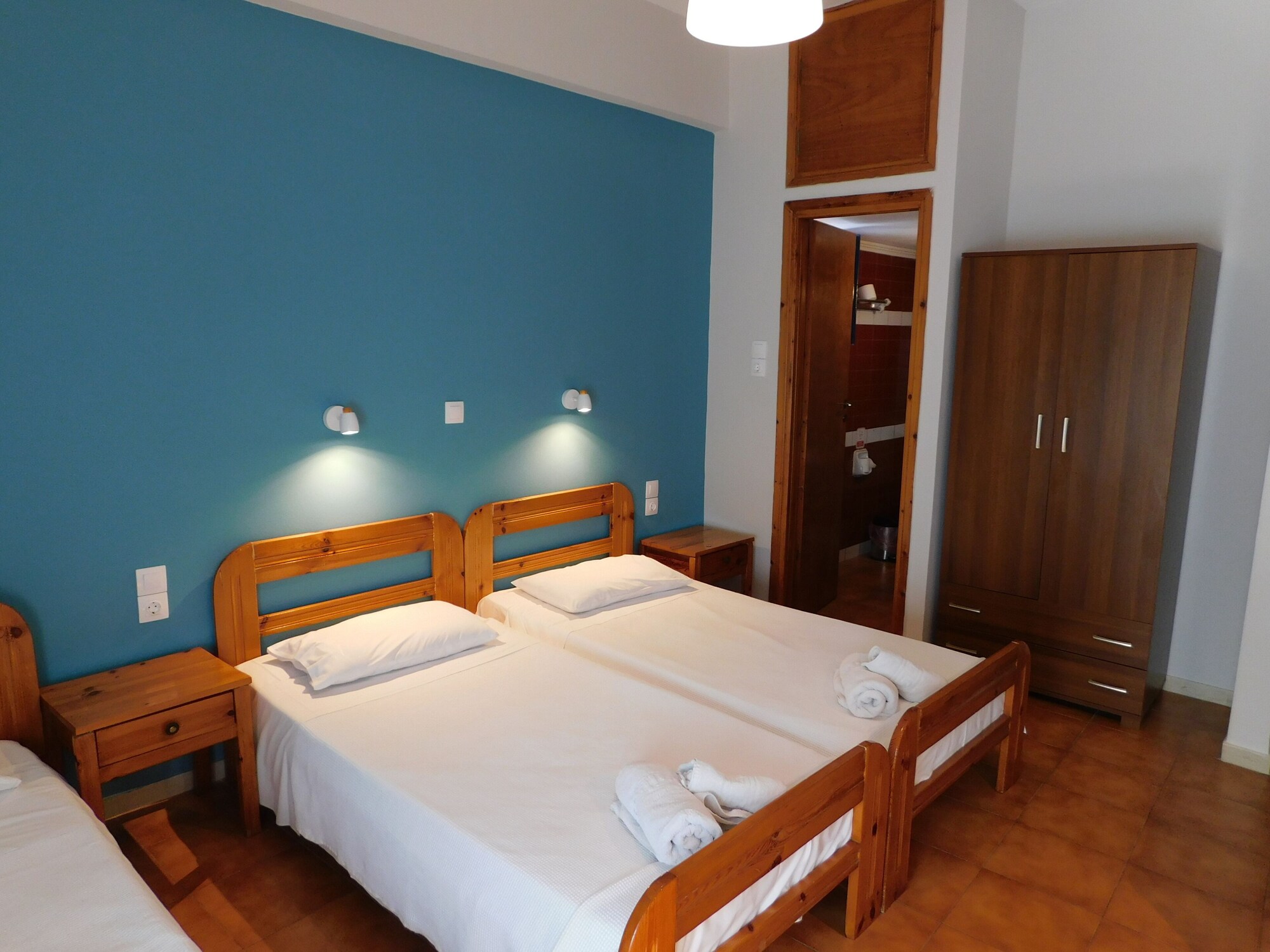 غرفة ثلاثية بثلاثة أسرّة، Perdika Mare Guesthouse 2/3
