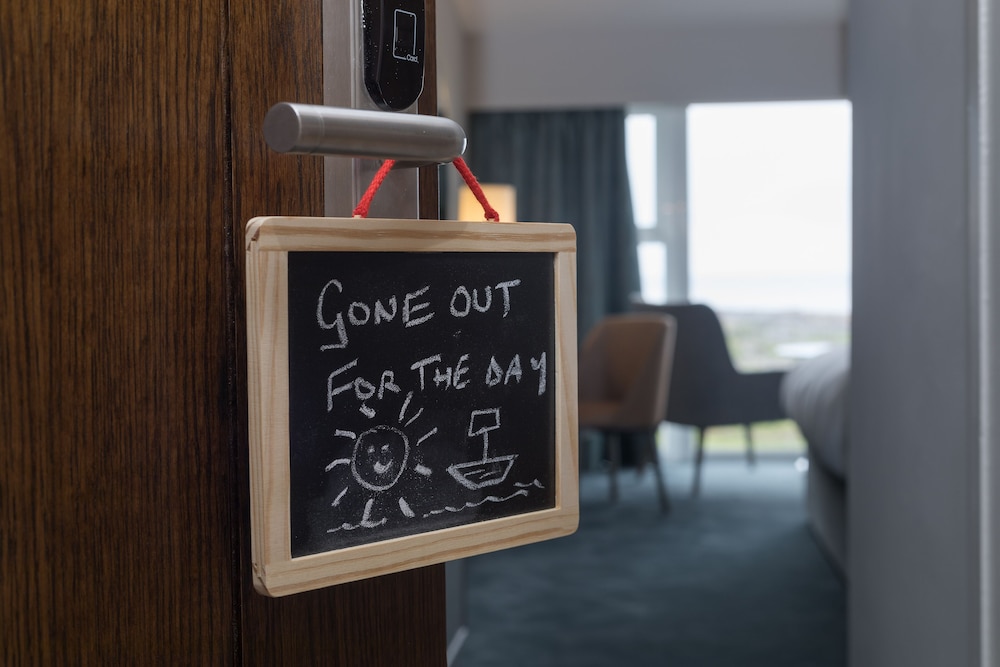 CONNEMARA COAST HOTEL photo2