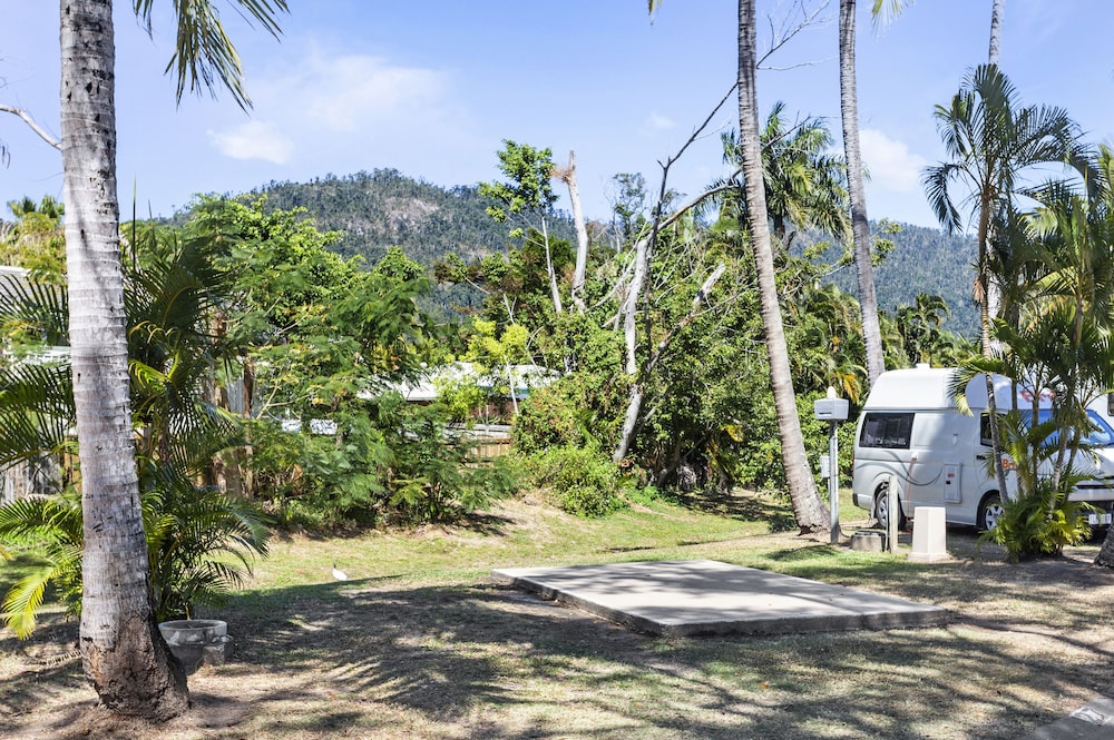 Tasman Holiday Parks - Airlie Beach 68/74