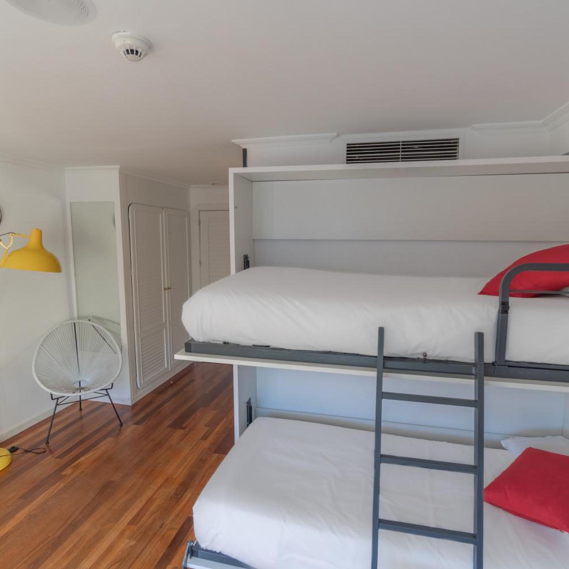 غرفة ثلاثية بشرفة، Nayade hotel 5/7