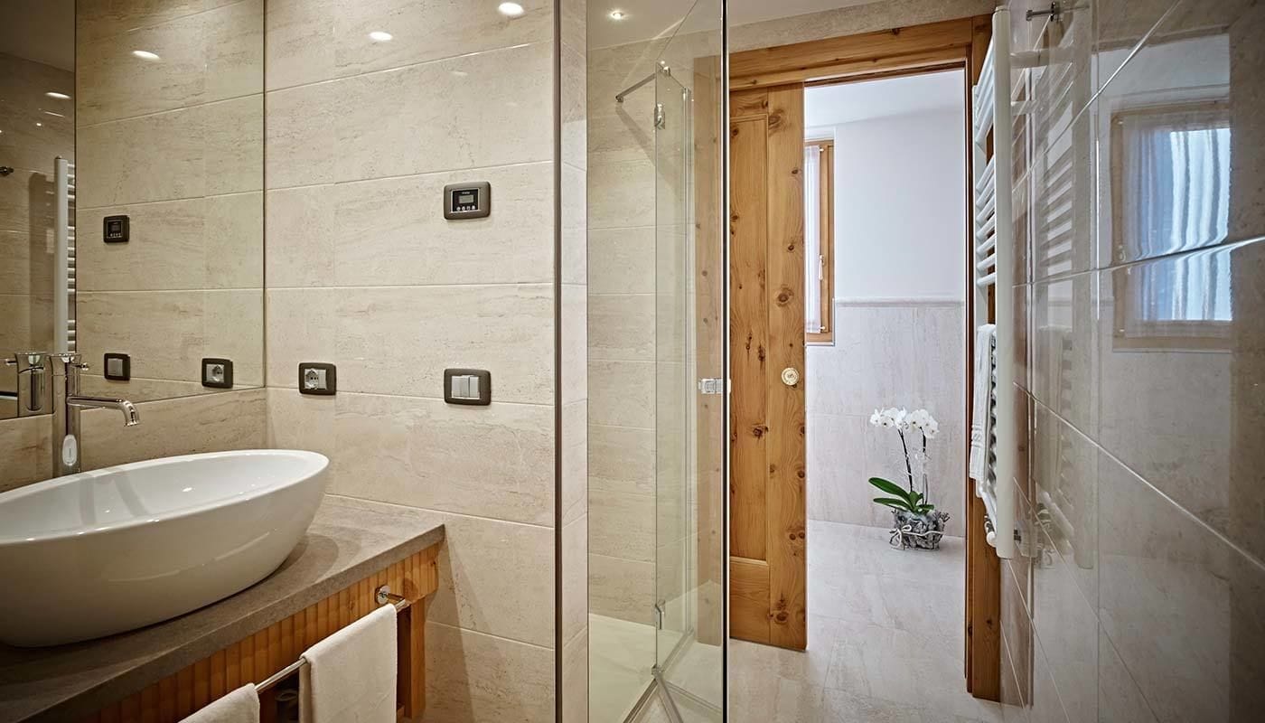 Tower, Suite, King Bed