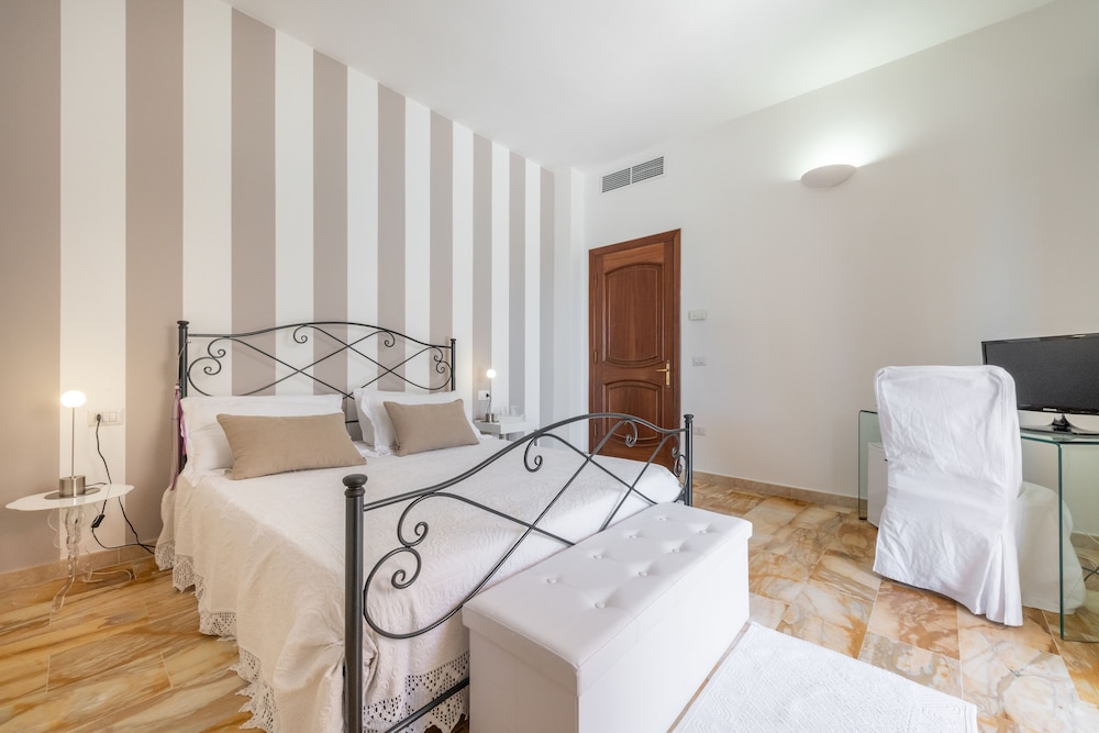 Villa Iole B&B 18/50