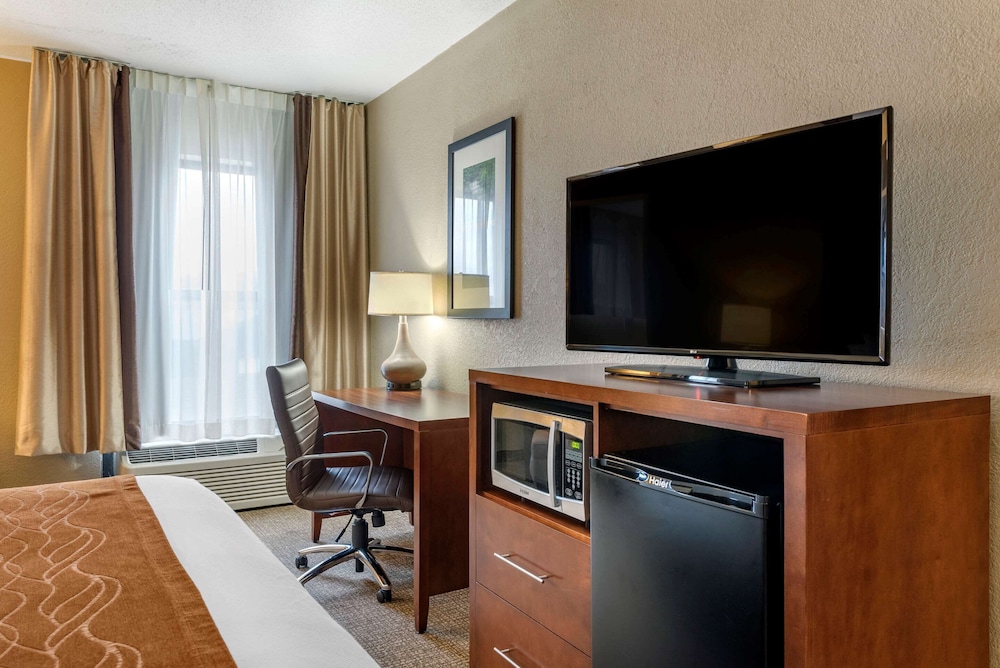 Comfort Inn Madison, IN 39/43